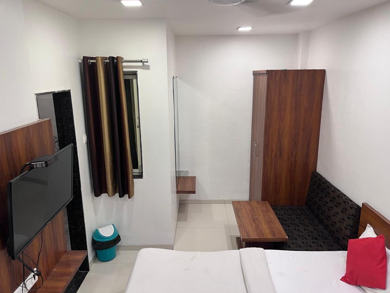 Hotel Apple 3*